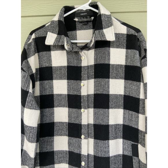 Forever 21 Black White Checkerboard Plaid Mid-Length Snap Front Coat Women Small - Picture 2 of 6
